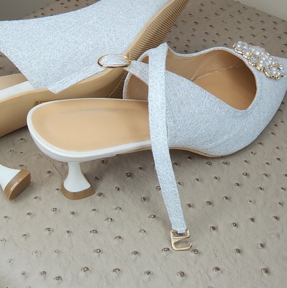 𝅺Asos bridal pump sandals - Picture 7 of 9